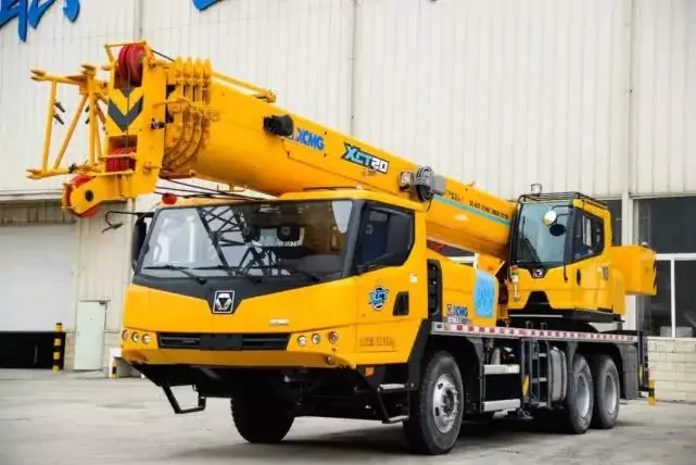 XCT20L4 Truck Crane