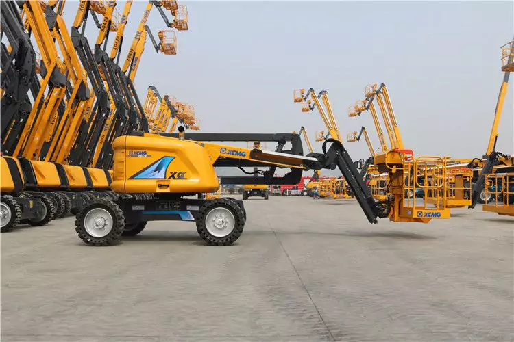 XCMG XGA16 Articulating Boom Lift-1