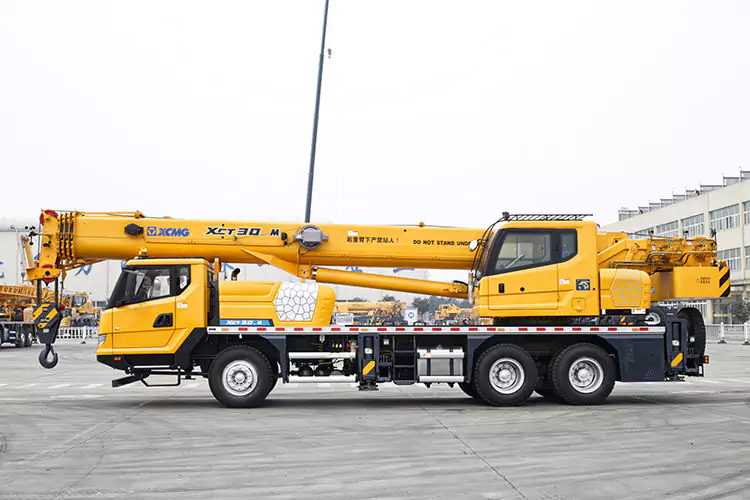 XCMG XCT30_M Truck Crane-1