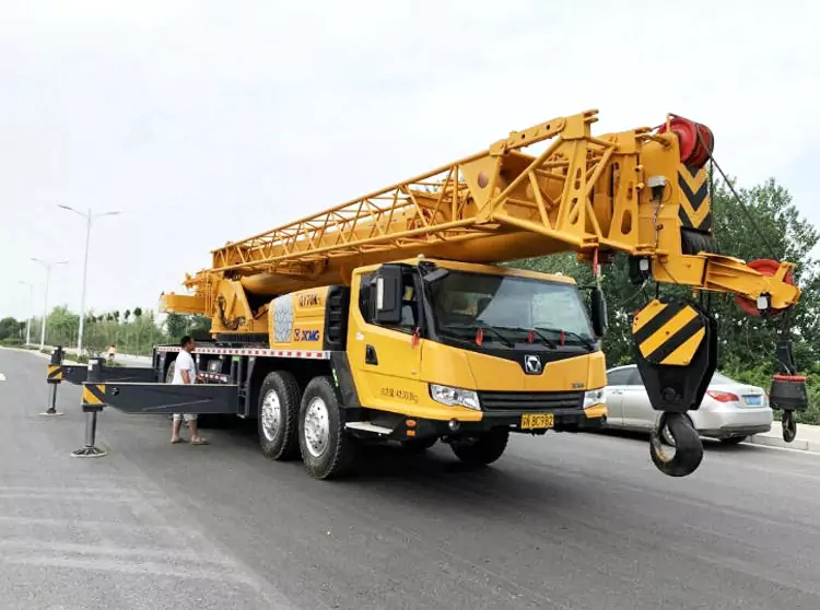 XCMG QY85KH Truck Crane-2