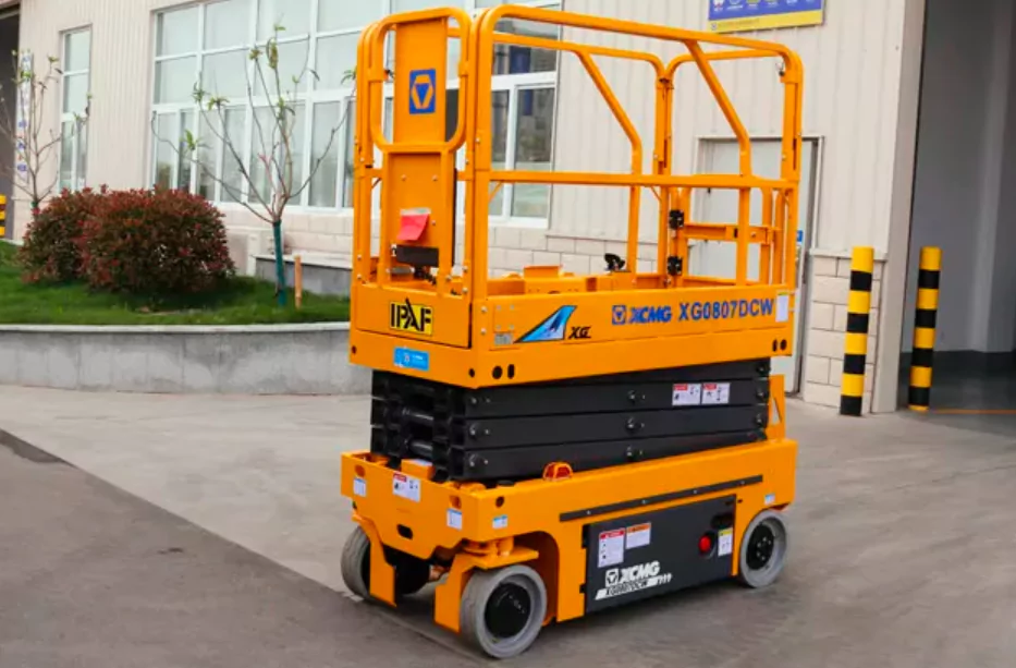 XCMG XG0607DC Scissor Lift-2