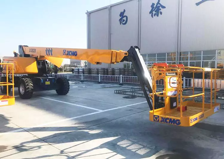 XCMG XGS28 Telescopic Boom Lift-8