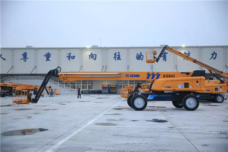 XCMG XGS43 Telescopic Boom Lift-6