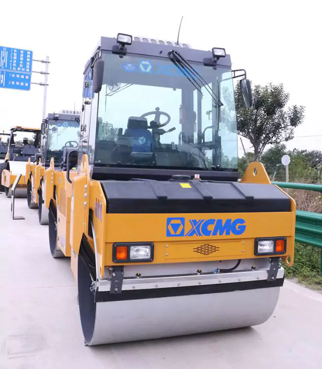 XCMG XD83 Tandem Roller-2