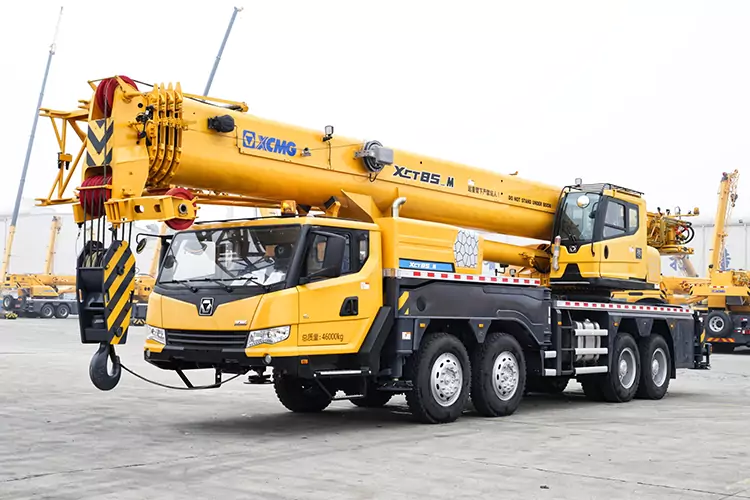 XCMG XCT85_M Truck Crane-1