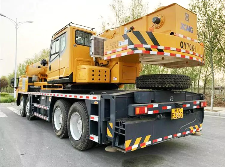 XCMG QY85KH Truck Crane-1