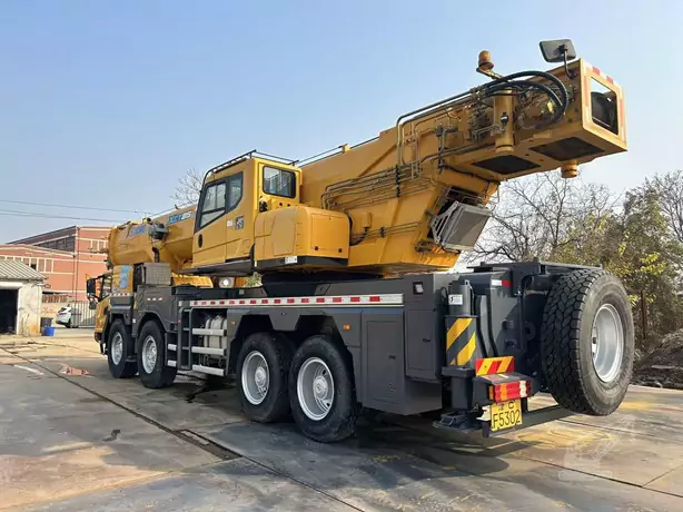 XCMG XCT85 Truck Crane