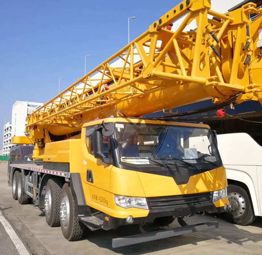 XCMG QY70KH Truck Crane-1