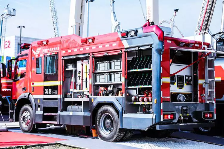 XCMG AP50F1 Multi-functional Fire Truck-1