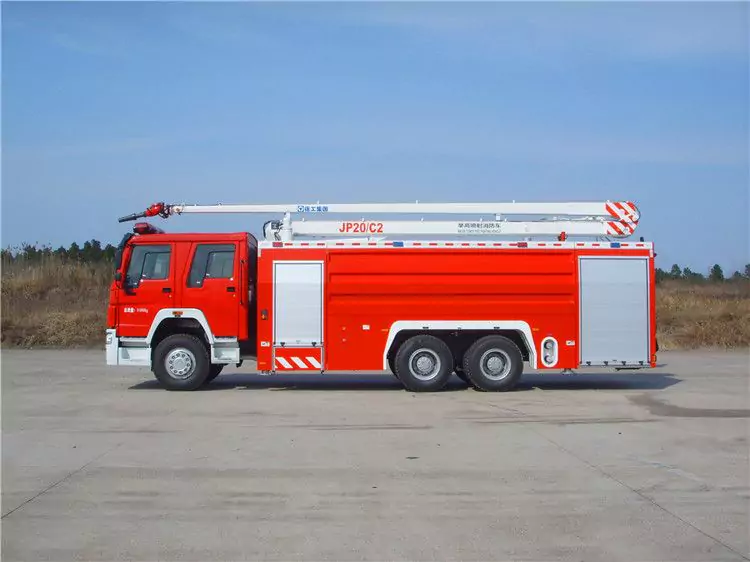 XCMG JP20C2 Water and Foam Towers Fire Truck-4