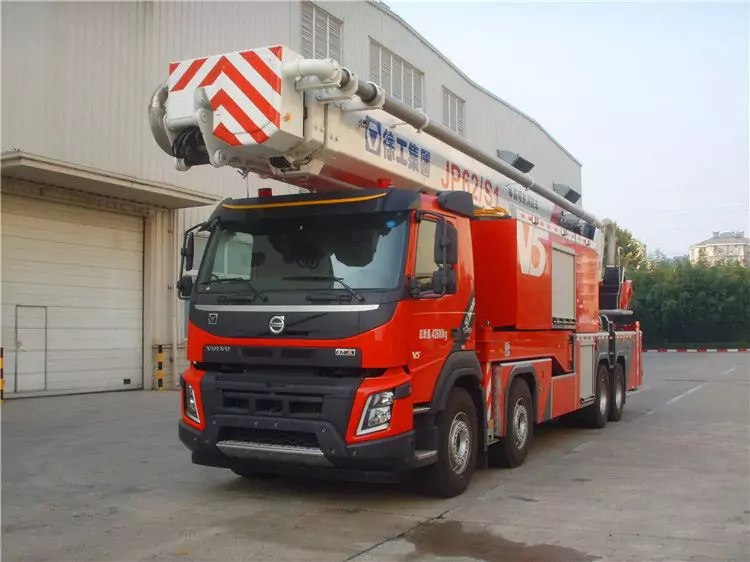 XCMG JP62S1 Water and Foam Towers Fire Truck-2