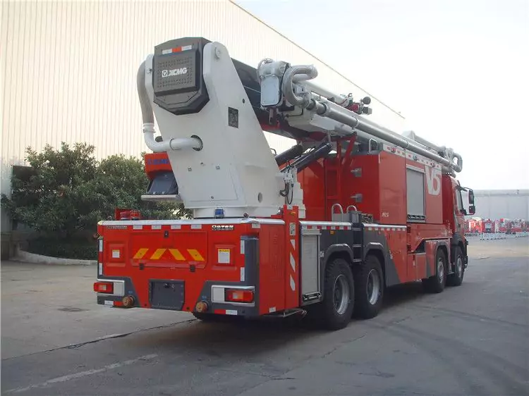 XCMG JP62S1 Water and Foam Towers Fire Truck-5