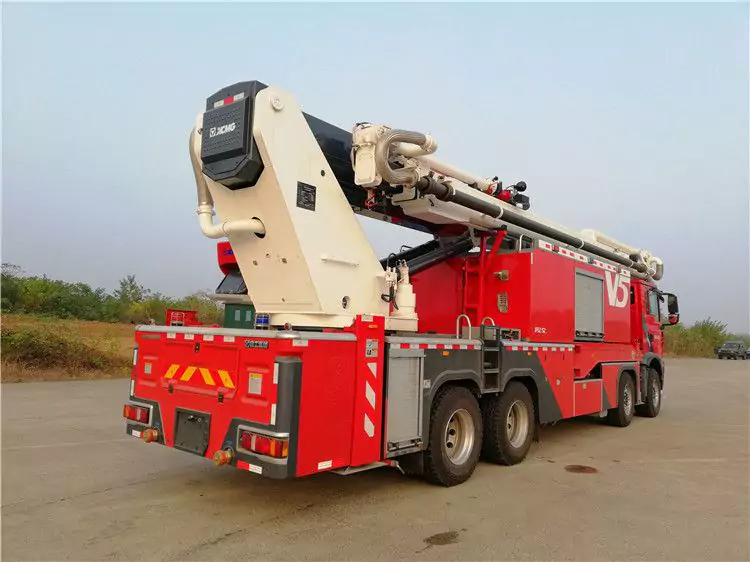 XCMG JP62S2 Water and Foam Towers Fire Truck-1