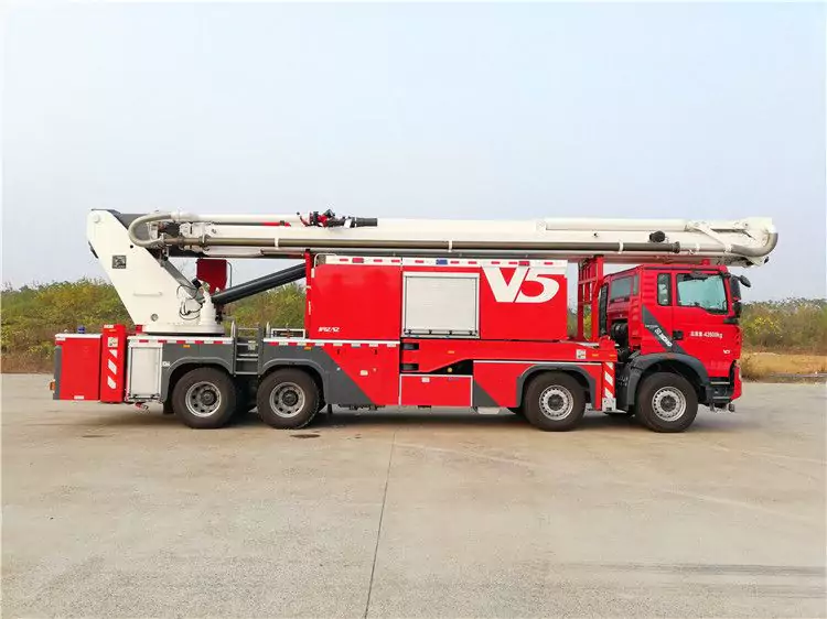 XCMG JP62S2 Water and Foam Towers Fire Truck-4