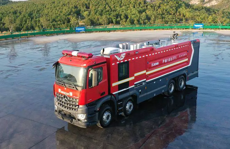 XCMG PM180F1 Tank Fire Truck-7