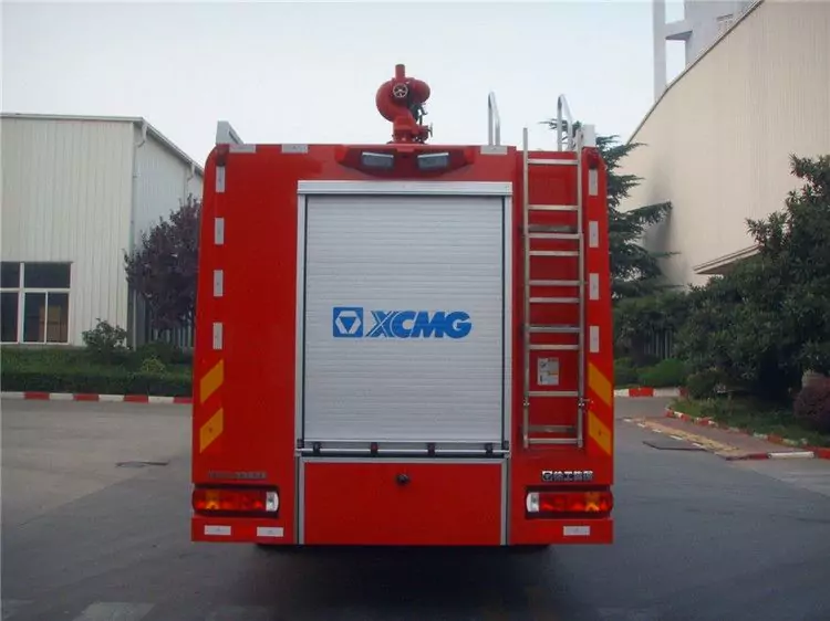 XCMG PM250F2 Tank Fire Truck-6