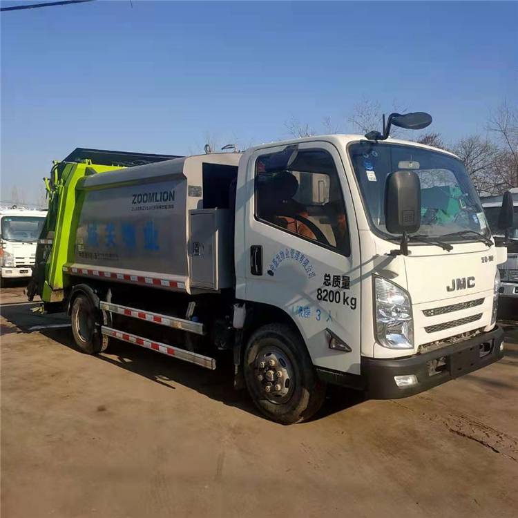 ZOOMLION ZBH5120ZYSDFE6 Compression Type Garbage Truck-1