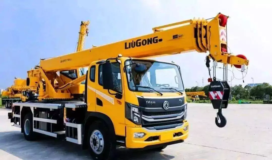 LIUGONG TC300A Truck Crane-1