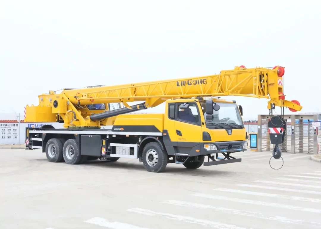 LIUGONG TC500A Truck Crane-1