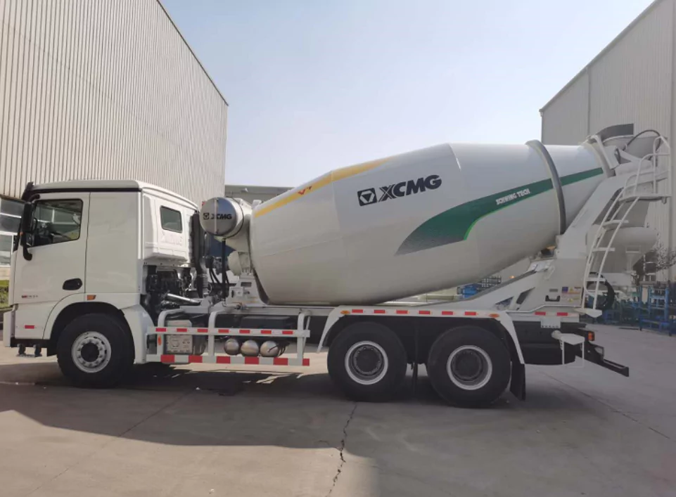 XCMG XGA5250GJBK2 (8m³) Concrete Truck Mixer-1