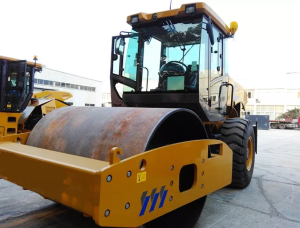 XCMG XS205 Single Drum Rollers & Soil Compactors-2