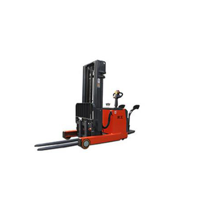 LG15DR reach forklift