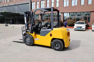 XCMG XCB-DT80 Diesel Forklift-3